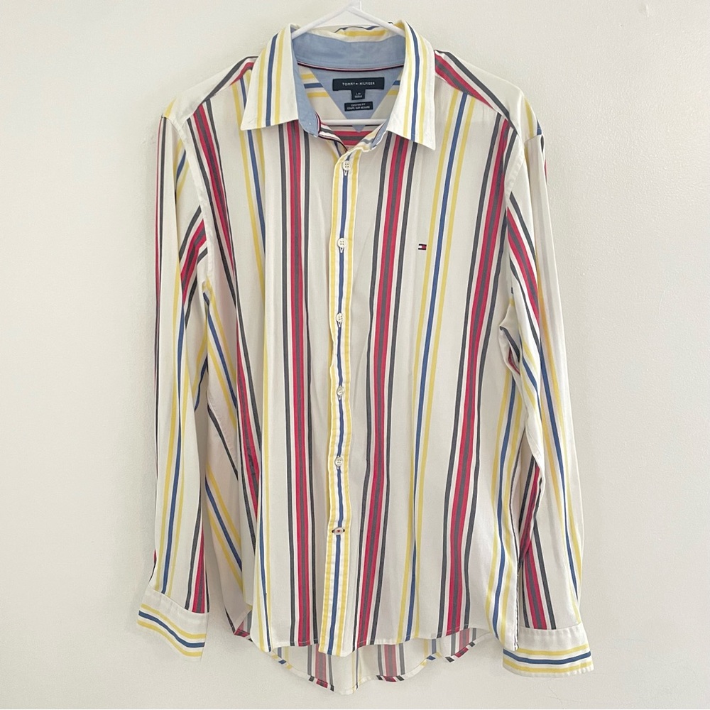 Tommy Hilfiger button up - Picture 3 of 7